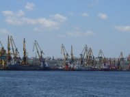 BNS protestează, mâine, faţă de intenţia de trecere a Portului la Administraţia locală  