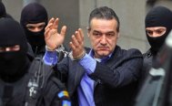 Gigi Becali rămâne în arest 