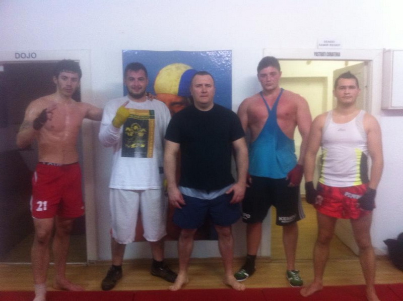 vrea sa faca lupta vietii inclestarea dintre tolea ciumac si octavian scorus cutremura constanta galerie vrea sa faca lupta vietii inclestarea dintre tolea ciumac si octavian scorus cutremura constanta galerie