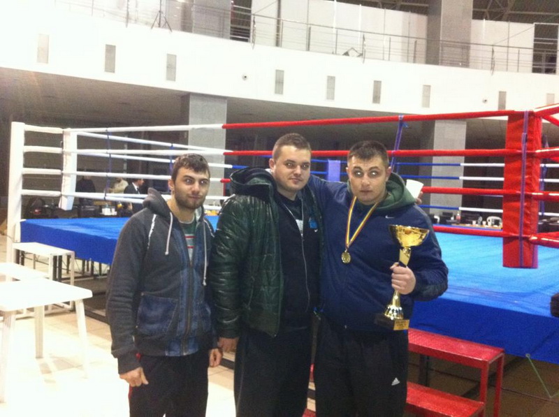 vrea sa faca lupta vietii inclestarea dintre tolea ciumac si octavian scorus cutremura constanta galerie vrea sa faca lupta vietii inclestarea dintre tolea ciumac si octavian scorus cutremura constanta galerie