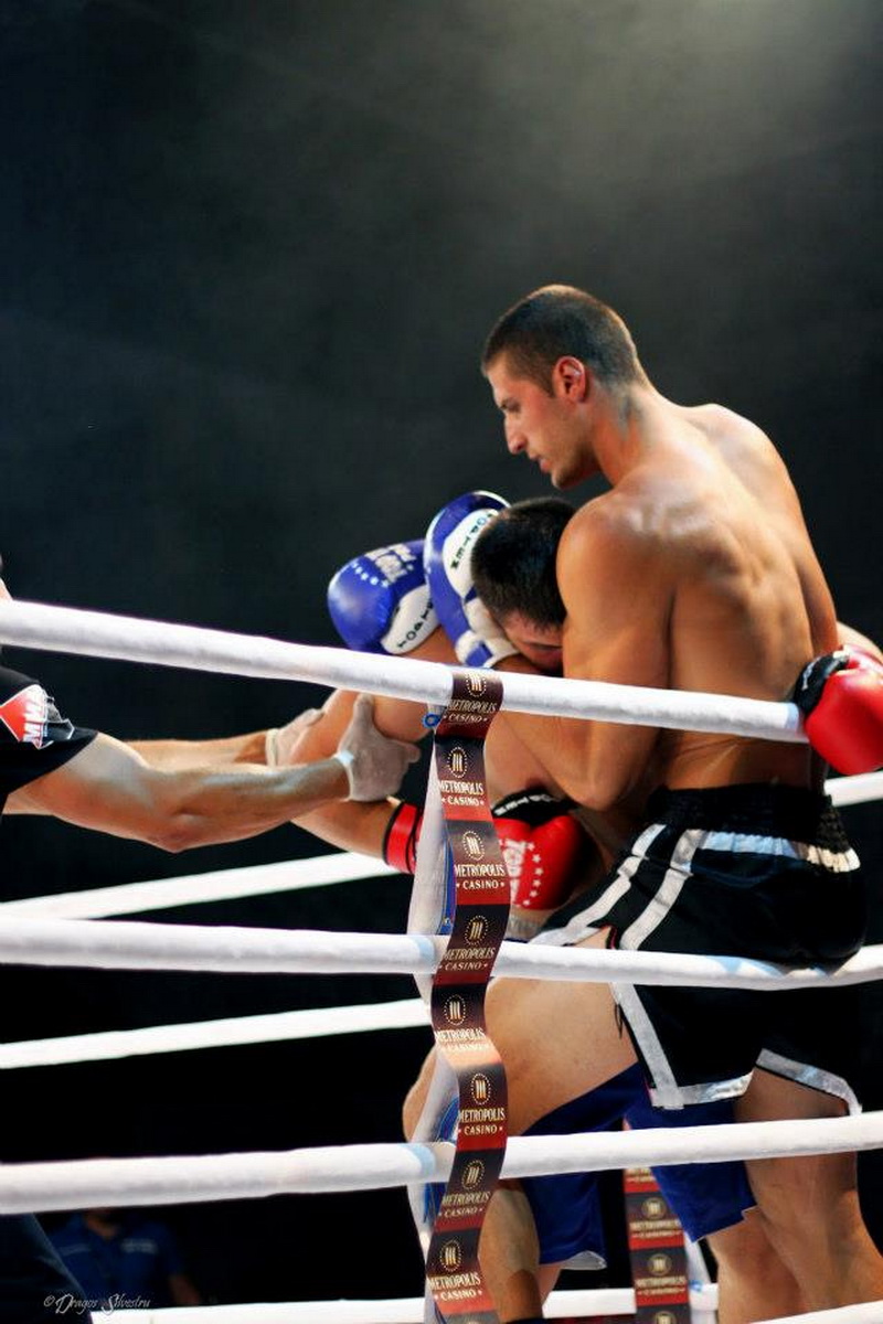 vrea sa faca lupta vietii inclestarea dintre tolea ciumac si octavian scorus cutremura constanta galerie vrea sa faca lupta vietii inclestarea dintre tolea ciumac si octavian scorus cutremura constanta galerie