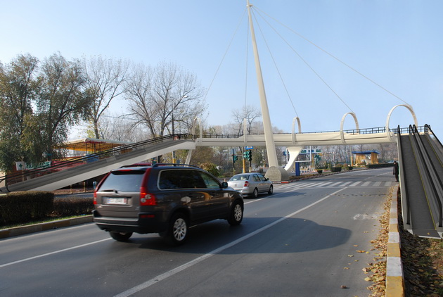 bulevardul mamaia va fi inchis in totalitate aproape o luna galerie foto 489250 bulevardul mamaia va fi inchis in totalitate aproape o luna galerie foto 489250