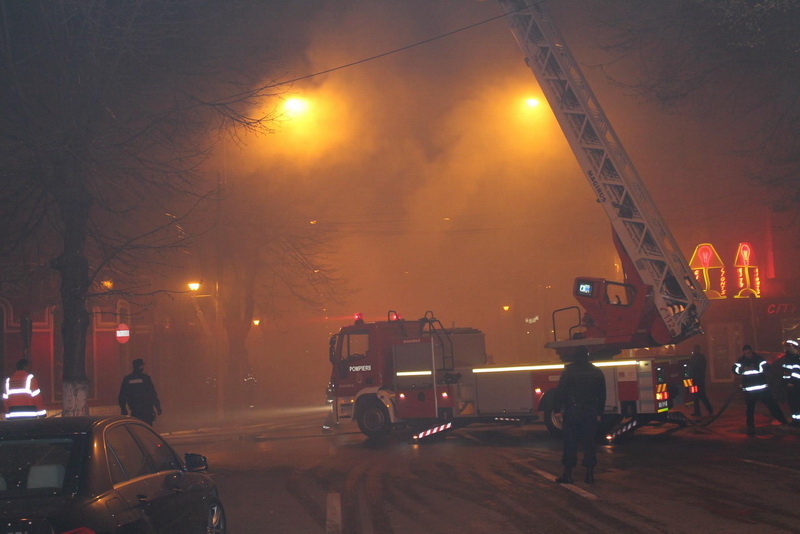 restaurant beirut urmarile dezastrului video 489992 restaurant beirut urmarile dezastrului video 489992