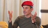 Mazăre către mascaţi „De ce mă luaţi? Nici nu am apucat să mănânc”