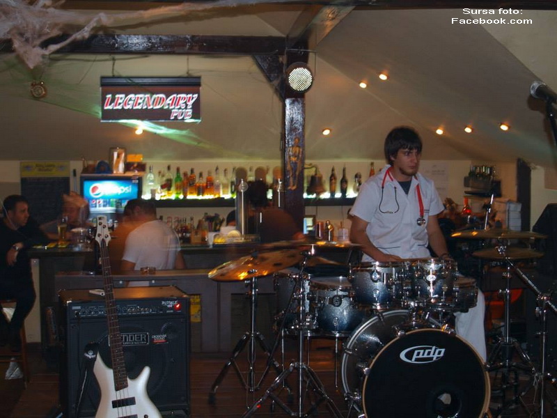 legendary pub distrus in incendiul care a mistuit restaurantul beirut ce legatura exista intre administratorii legendary pub distrus in incendiul care a mistuit restaurantul beirut ce legatura exista intre administratorii