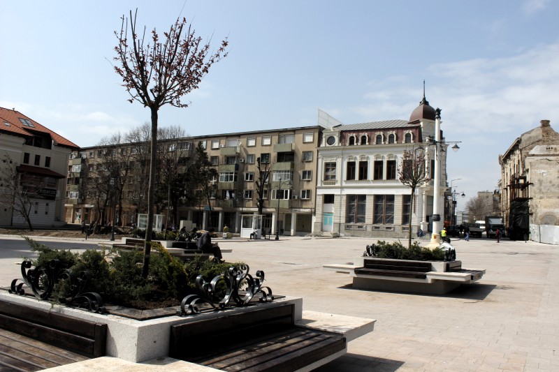 fotoreportaj cum arata piata ovidiu cu putin timp inainte de inaugurare 490414 fotoreportaj cum arata piata ovidiu cu putin timp inainte de inaugurare 490414