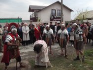 Fotoreportaj Pe urmele Mântuitorului în Săptămâna Patimilor. Drumul Crucii refăcut la Saraiu