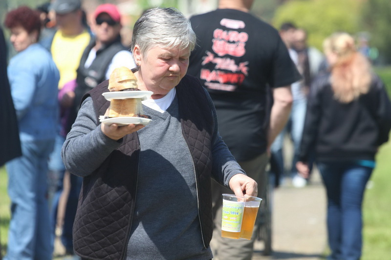 la distractie tovarasi serbare campeneasca la navodari galerie foto 492249 la distractie tovarasi serbare campeneasca la navodari galerie foto 492249