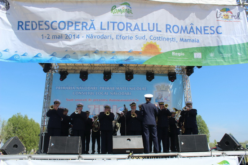 la distractie tovarasi serbare campeneasca la navodari galerie foto 492249 la distractie tovarasi serbare campeneasca la navodari galerie foto 492249