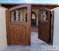 casadex.ro Modele de porti pietonale taman bune pentru casele stil rustic