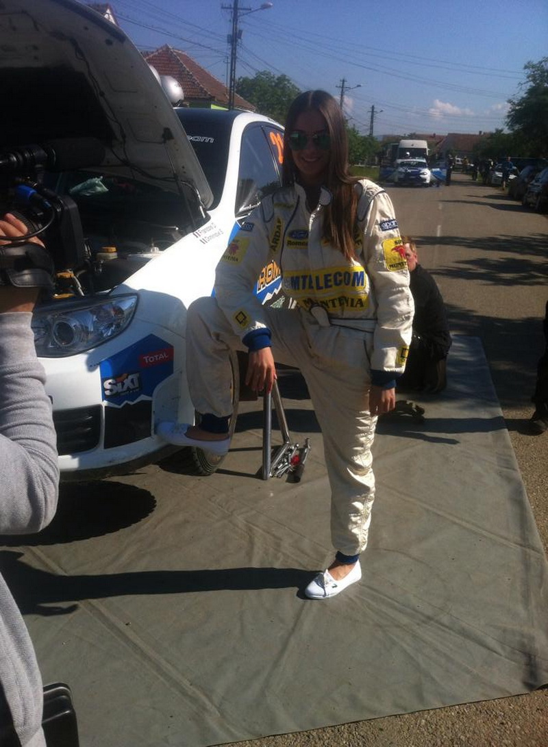 zbor cu o masina de raliuri maria iacob miss romania a fost copilotul vicecampionului mondial francois zbor cu o masina de raliuri maria iacob miss romania a fost copilotul vicecampionului mondial francois