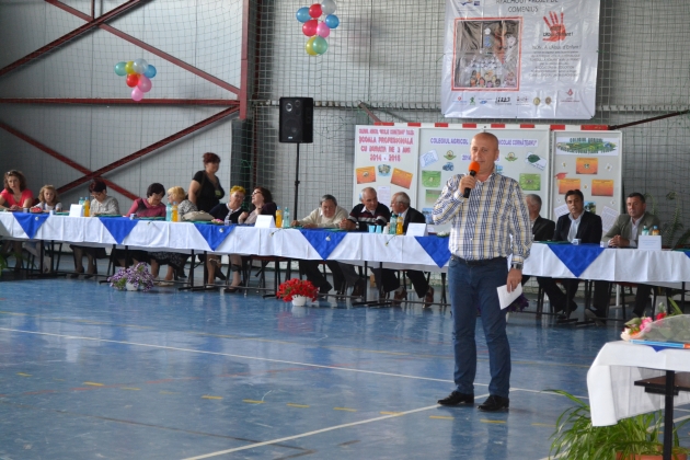 nicolae cornateanu comemorat la tulcea aniversarea a 50 de ani de activitate in colegiul agricol din nicolae cornateanu comemorat la tulcea aniversarea a 50 de ani de activitate in colegiul agricol din