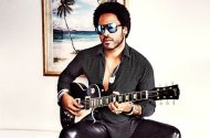 Cântăreţul Lenny Kravitz împlineşte 50 de ani