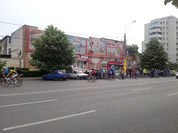 sute de biciclisti in maraton pe strazile constantei 495688 sute de biciclisti in maraton pe strazile constantei 495688