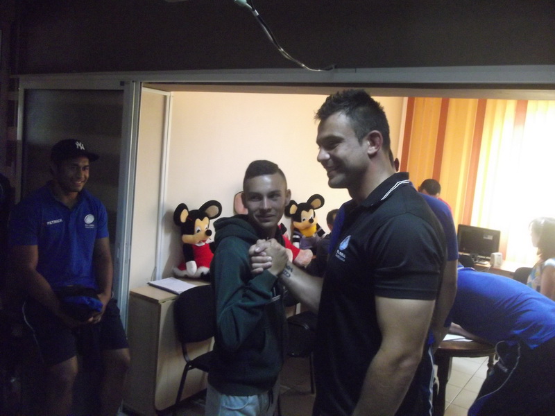 copiii de la centrul de plasament ovidiu s au bucurat de prezenta uriasilor de la farul galerie foto