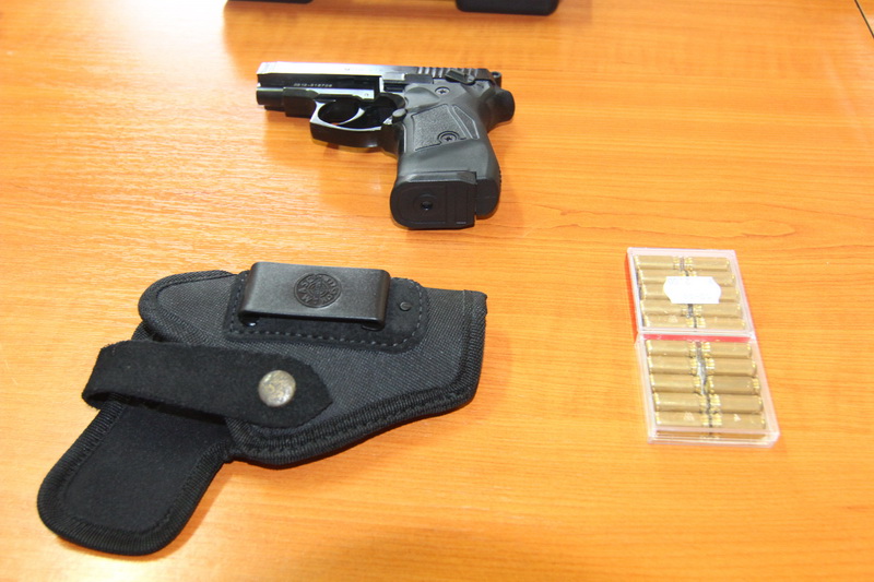 arme cumparate la liber din bulgaria detinute ilegal in romania 22 de constanteni s au trezit cu armele