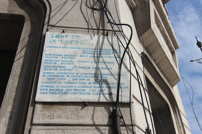 refacerea cladirii a fost tergiversata din cauza contestarii licitatiilor isarescu anunta redeschiderea