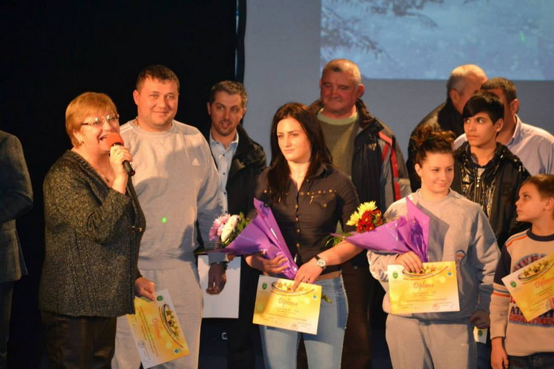 acum doi ani emil ghinea s a rasturnat cu masina pe cand rula cu 190 km h bolidul unui tanar din mangalia acum doi ani emil ghinea s a rasturnat cu masina pe cand rula cu 190 km h bolidul unui tanar din mangalia