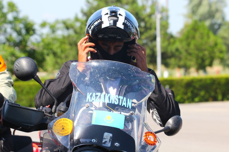 fotoreportaj 15 000 de kilometri pe motoare din kazahstan la navodari 499855 fotoreportaj 15 000 de kilometri pe motoare din kazahstan la navodari 499855