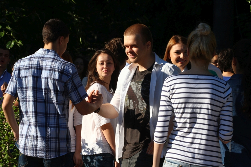 fotoreportaj elevii constanteni coplesiti de emotii la prima proba scrisa a bacalaureatului 500518 fotoreportaj elevii constanteni coplesiti de emotii la prima proba scrisa a bacalaureatului 500518