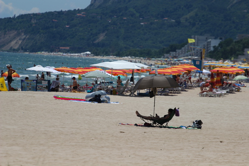situatia a revenit la normal in timp record statiunile bulgare de la marea neagra pline de turisti inundatiile situatia a revenit la normal in timp record statiunile bulgare de la marea neagra pline de turisti inundatiile
