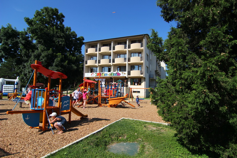 situatia a revenit la normal in timp record statiunile bulgare de la marea neagra pline de turisti inundatiile situatia a revenit la normal in timp record statiunile bulgare de la marea neagra pline de turisti inundatiile