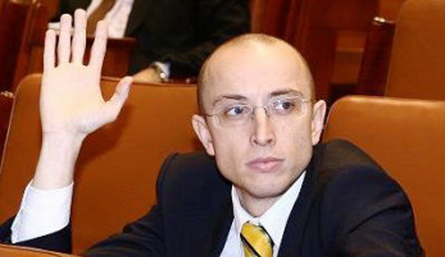 jandarm constantean florin niculae condamnat pentru ca i a spart mailul sefului pdl vasile blaga galerie jandarm constantean florin niculae condamnat pentru ca i a spart mailul sefului pdl vasile blaga galerie