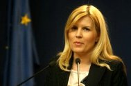 Elena Udrea trasă la răspundere de un pensionar din Constanţa 