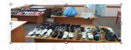 Zeci de pachete de ţigări şi peste o sută de perechi de încălţăminte, confiscate de poliţişti