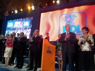 Află motivul incredibil De ce a lipsit strofa cu Traian din imnul de la Congresul PNL - PDL 