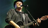 Ştiaţi că...? Astăzi, Mircea Baniciu, fostul membru al formaţiei Phoenix...