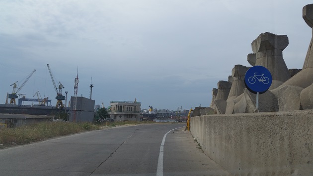 cum arata pista pentru biciclisti din portul constanta galerie foto 505457 cum arata pista pentru biciclisti din portul constanta galerie foto 505457