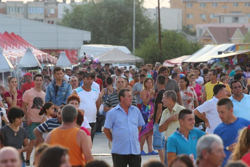 litoral tv navodari in straie de sarbatoare 505441 litoral tv navodari in straie de sarbatoare 505441