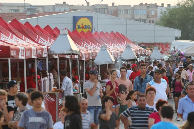 litoral tv navodari in straie de sarbatoare 505441 litoral tv navodari in straie de sarbatoare 505441