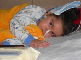 Apel umanitar Micuţa Ştefania are nevoie de ajutorul semenilor săi