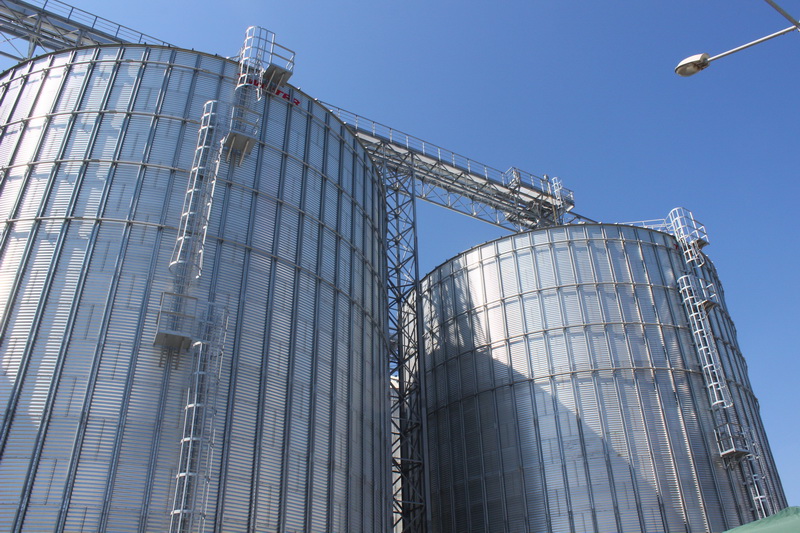 cu binecuvantarea lui mazare investitie de 15 milioane de euro in silozurile din portul constanta galerie cu binecuvantarea lui mazare investitie de 15 milioane de euro in silozurile din portul constanta galerie