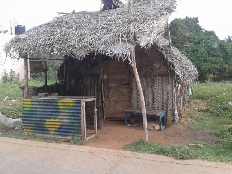 intampinat cu flori si in sunet de tobe antrenorul alin larion a primit in india binecuvantarea unui intampinat cu flori si in sunet de tobe antrenorul alin larion a primit in india binecuvantarea unui