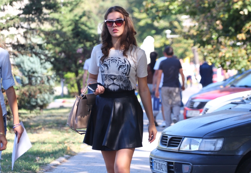 parada modei in liceele din constanta inceputul anului scolar este un adevarat eveniment monden fotoreportaj parada modei in liceele din constanta inceputul anului scolar este un adevarat eveniment monden fotoreportaj