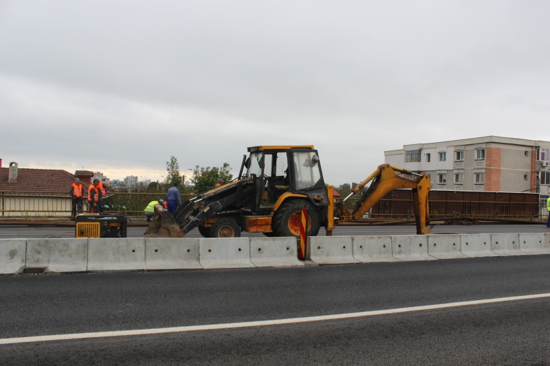 de astazi se circula pe podul ipmc partea noua a fost redata traficului galerie foto 512793 de astazi se circula pe podul ipmc partea noua a fost redata traficului galerie foto 512793
