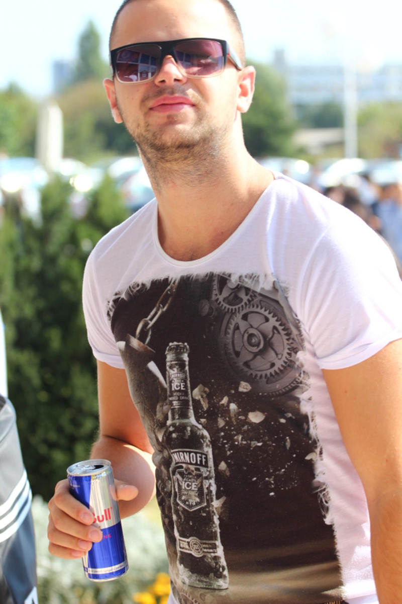 fotoreportaj deschiderea anului universitar sau prilej de etalare a celor mai tari tinute 514063 fotoreportaj deschiderea anului universitar sau prilej de etalare a celor mai tari tinute 514063