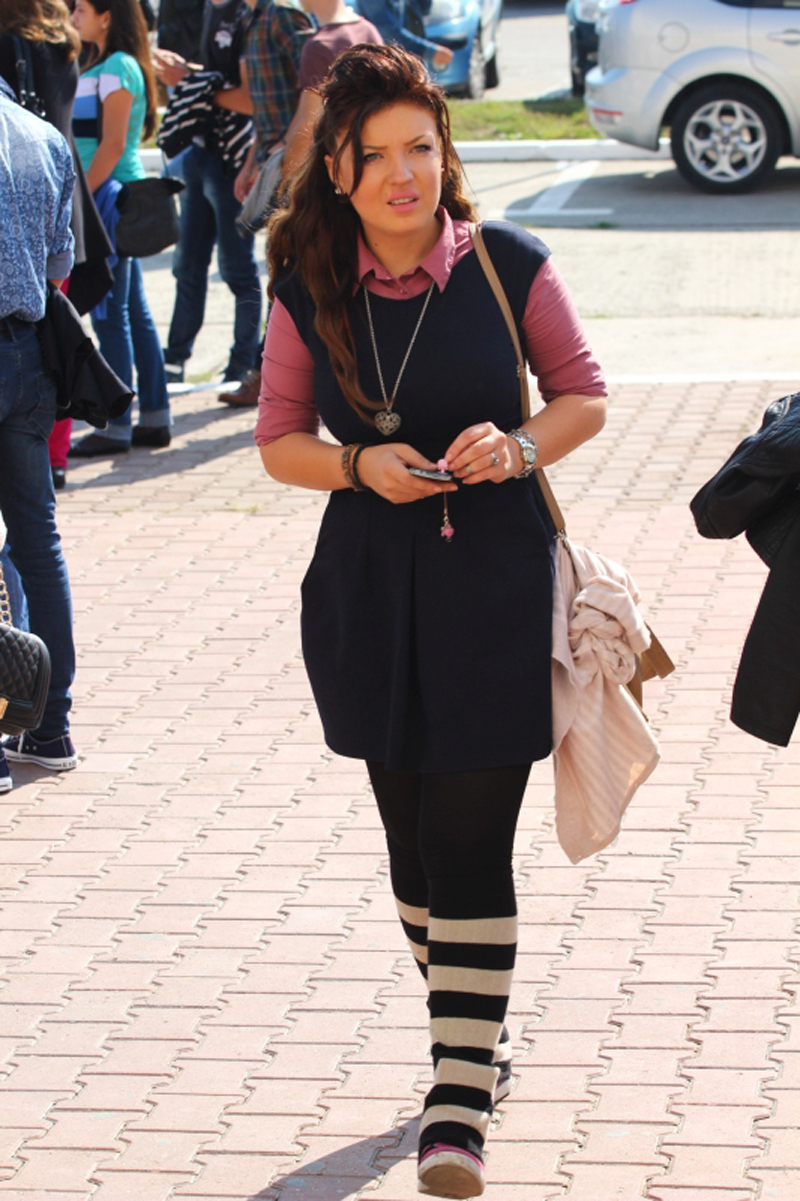 fotoreportaj deschiderea anului universitar sau prilej de etalare a celor mai tari tinute 514063 fotoreportaj deschiderea anului universitar sau prilej de etalare a celor mai tari tinute 514063