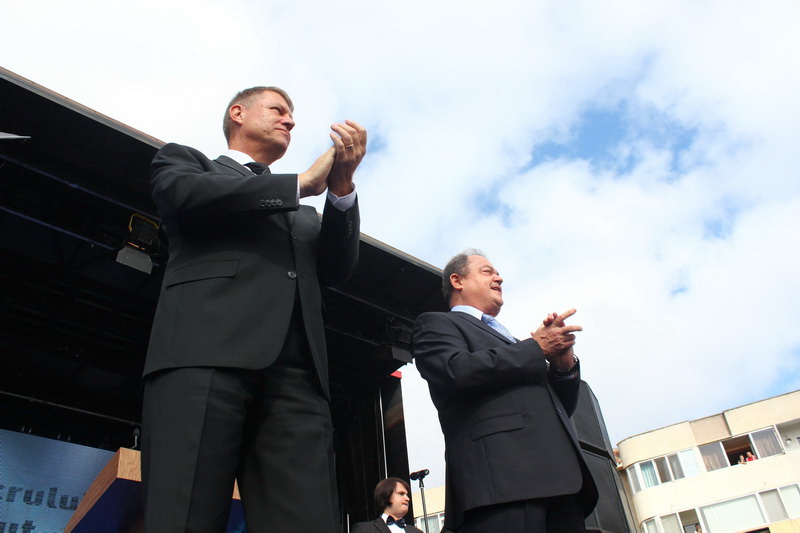 klaus iohannis candidatul acl la prezidentiale nu ma lupt cu ponta ci cu sistemul din spatele lui galerie klaus iohannis candidatul acl la prezidentiale nu ma lupt cu ponta ci cu sistemul din spatele lui galerie