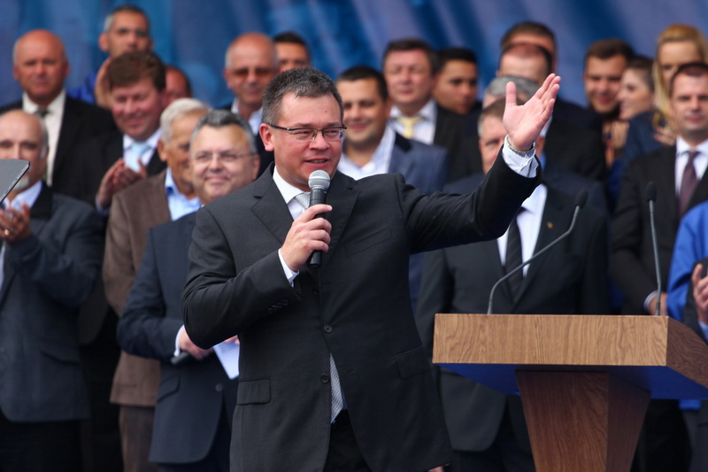 klaus iohannis candidatul acl la prezidentiale nu ma lupt cu ponta ci cu sistemul din spatele lui galerie klaus iohannis candidatul acl la prezidentiale nu ma lupt cu ponta ci cu sistemul din spatele lui galerie