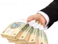 Iohannis „De unde provin banii de campanie ai lui Ponta? Sunt bani din taxe și impozite, bani din corupție?” 