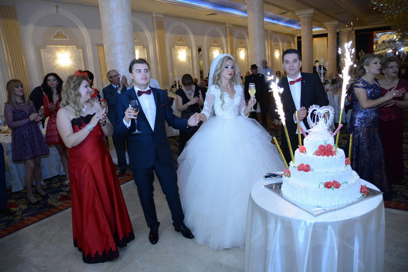 este var de gradul 3 cu simona halep fostul fotbalist tanase tasente a avut o nunta ca in povesti galerie este var de gradul 3 cu simona halep fostul fotbalist tanase tasente a avut o nunta ca in povesti galerie