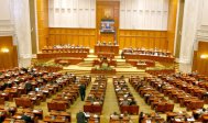 Cum văd parlamentarii campania prezidenţială