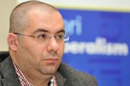 Specialişti Exit-poll-urile nu au luat în calcul diaspora. Ne îndreptăm către Ponta (37%) - Iohannis (32-33%)