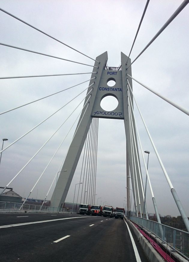 au inceput testele de rezistenta la noul pod rutier de la agigea 520064