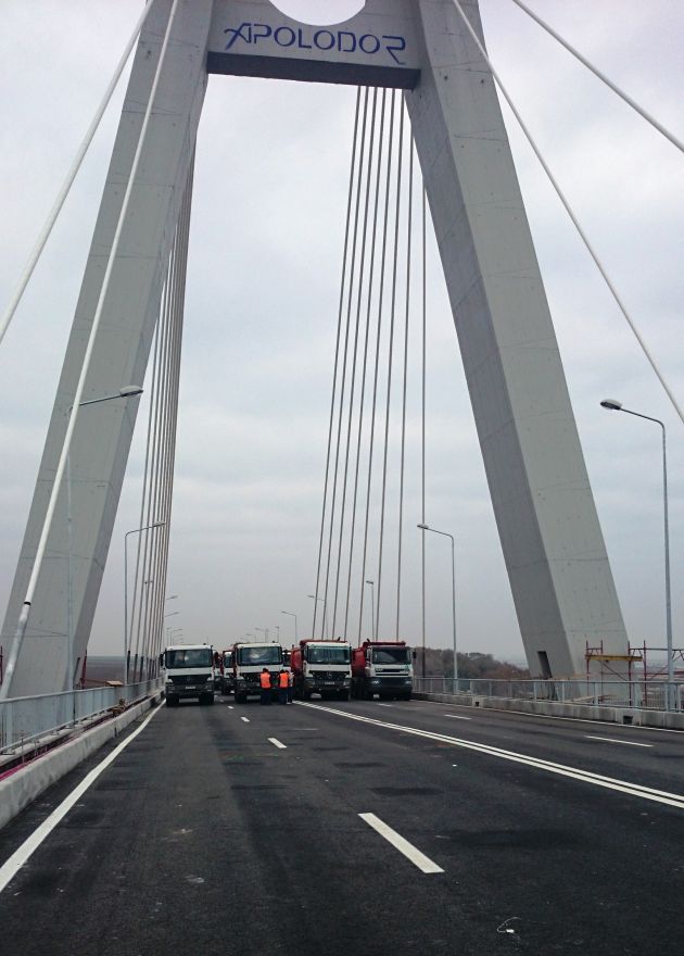 au inceput testele de rezistenta la noul pod rutier de la agigea 520064