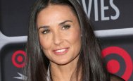Ştiaţi că...? Astăzi, actriţa Demi Moore...